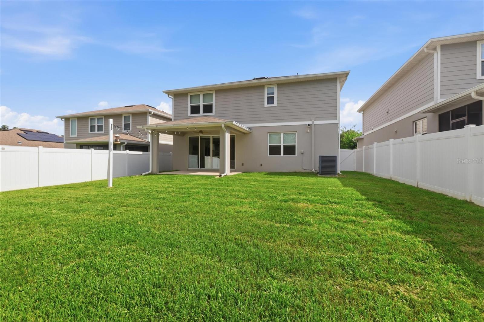 SEASONS/RIVER CHASE - Residential