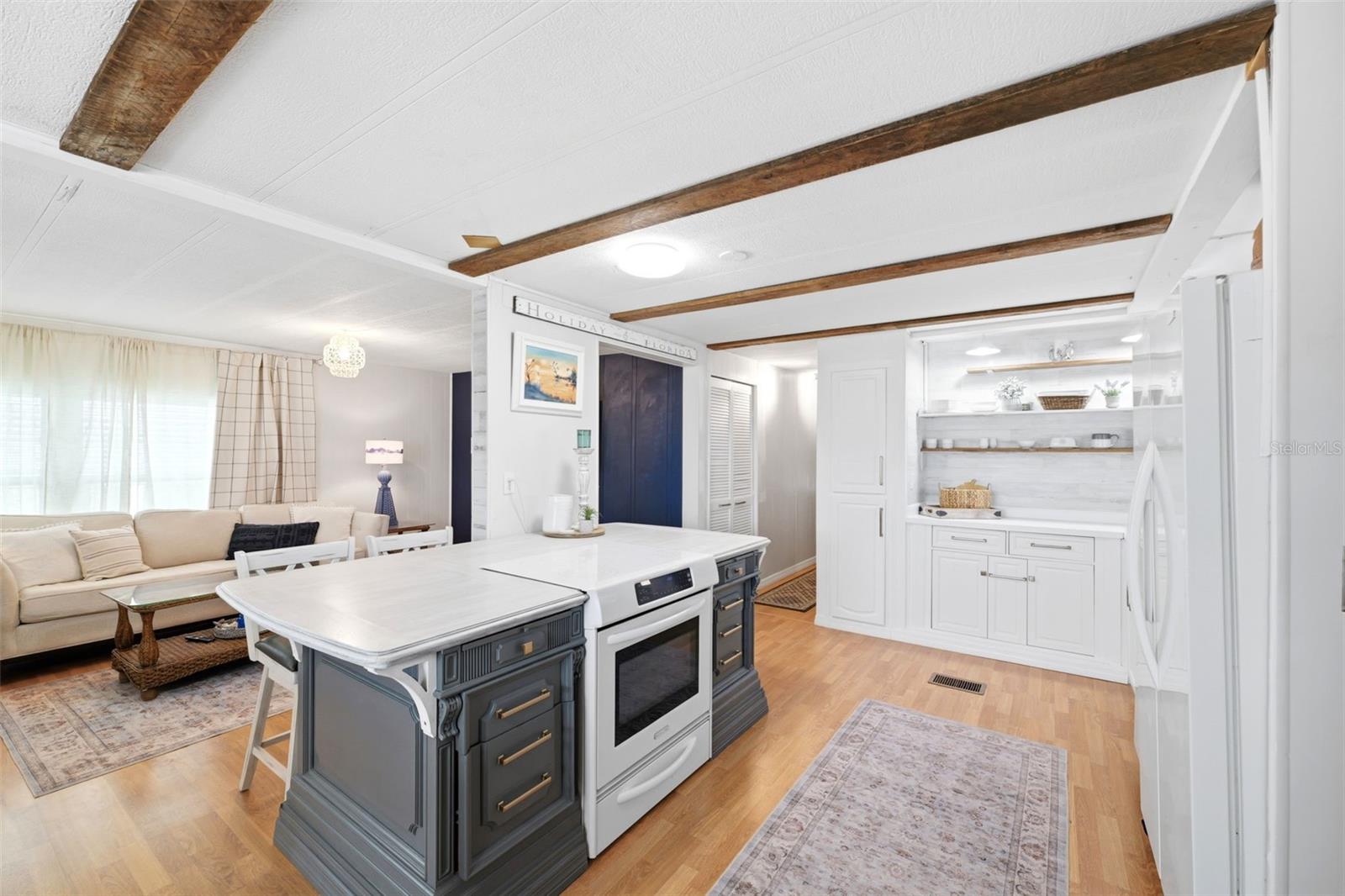 LAKE CONLEY MHP - Residential