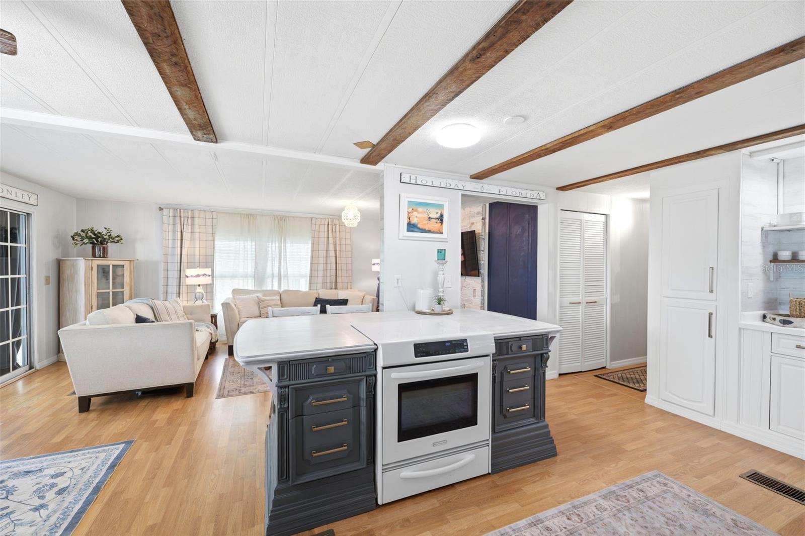 LAKE CONLEY MHP - Residential