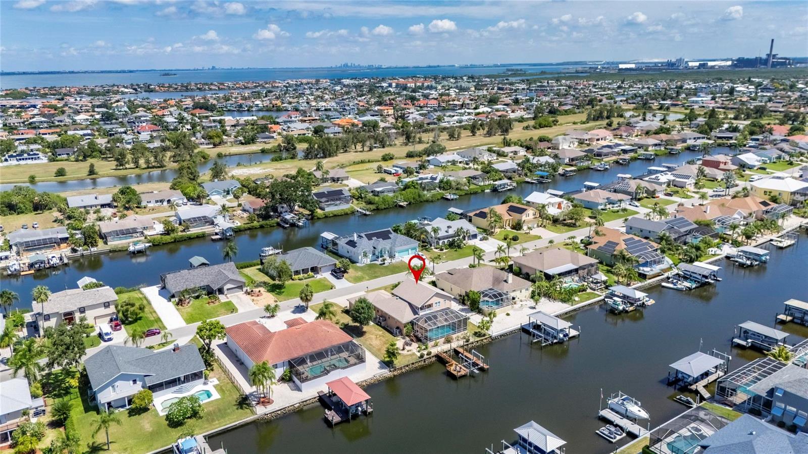 APOLLO BEACH UNIT 06 - Residential