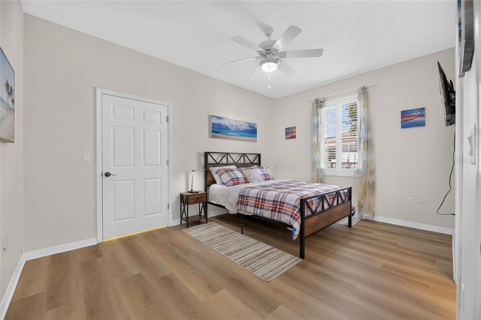 APOLLO BEACH UNIT 06 - Residential