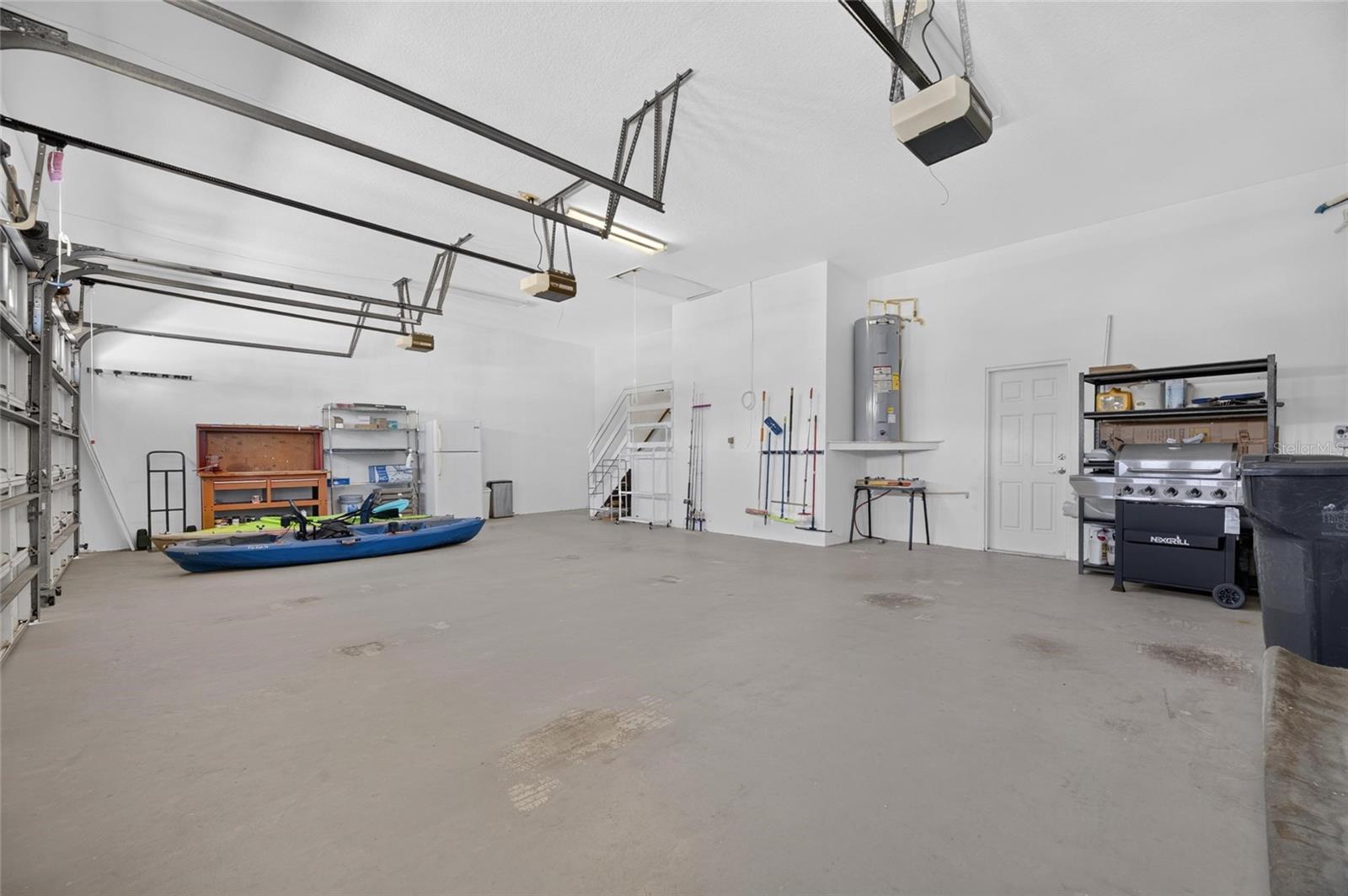 APOLLO BEACH UNIT 06 - Residential