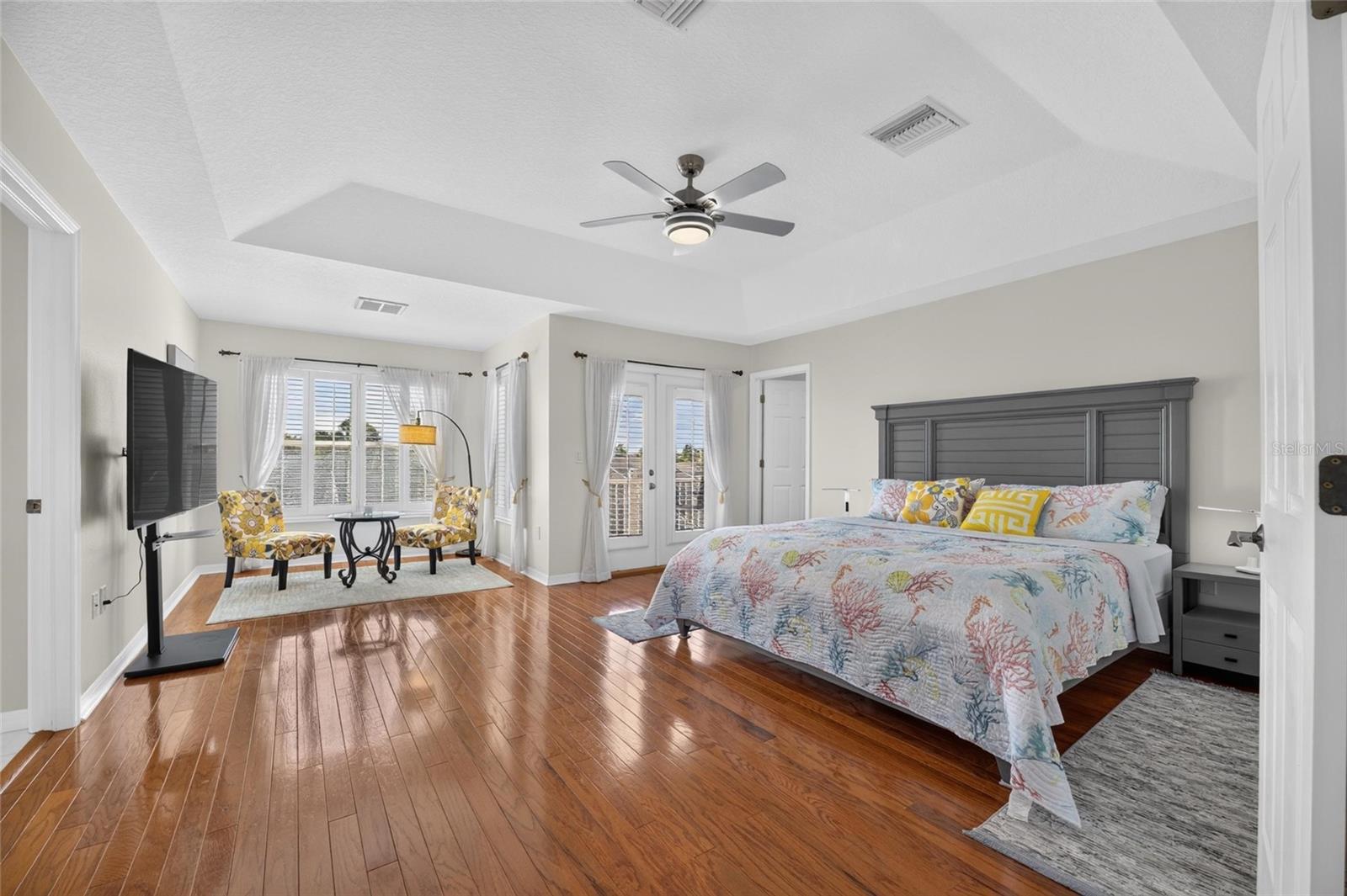 APOLLO BEACH UNIT 06 - Residential