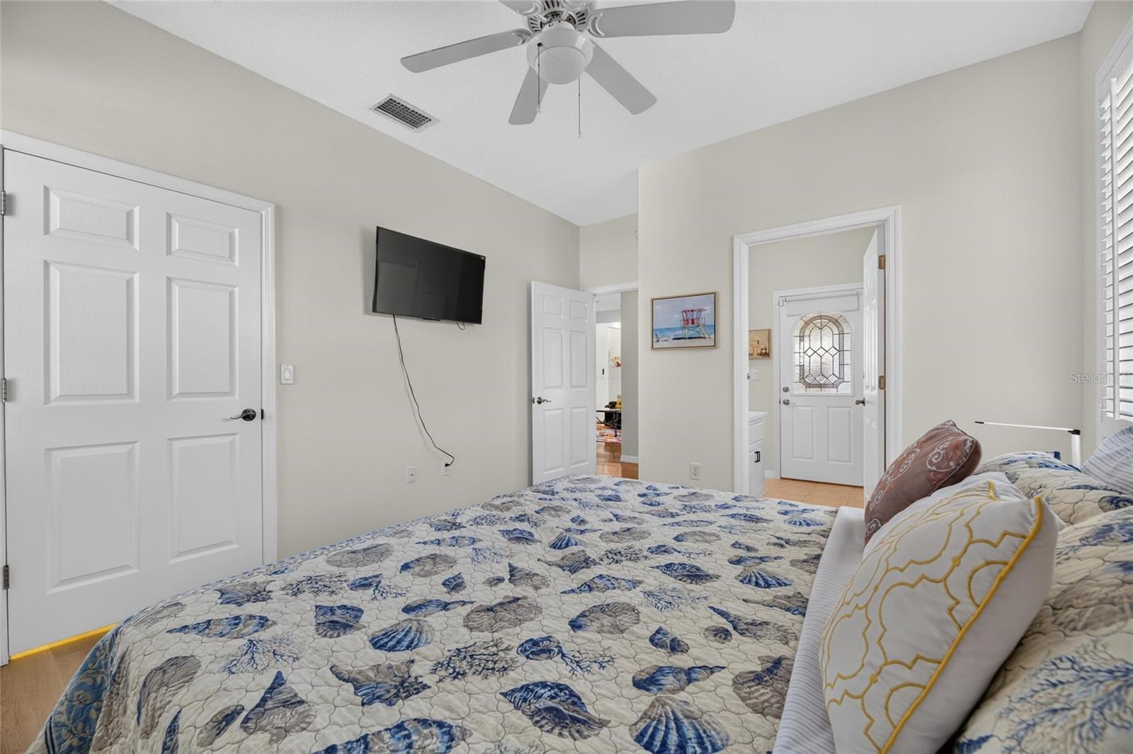 APOLLO BEACH UNIT 06 - Residential