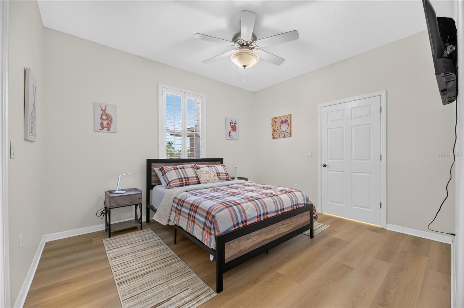 APOLLO BEACH UNIT 06 - Residential