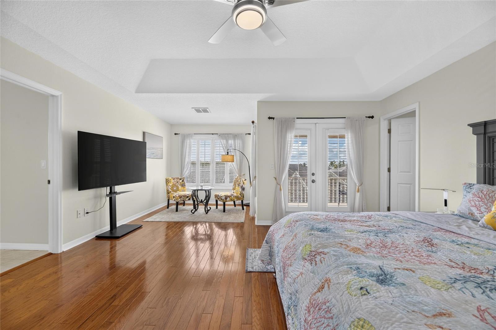 APOLLO BEACH UNIT 06 - Residential