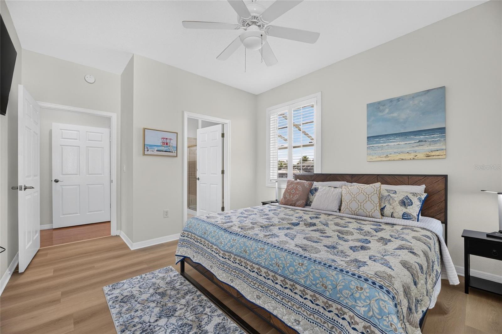 APOLLO BEACH UNIT 06 - Residential