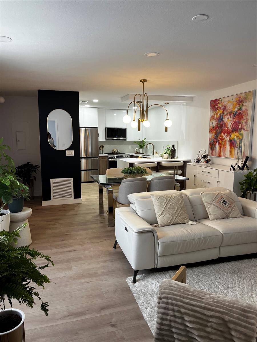 WINDTREE GARDENS CONDO PH 4 - Residential