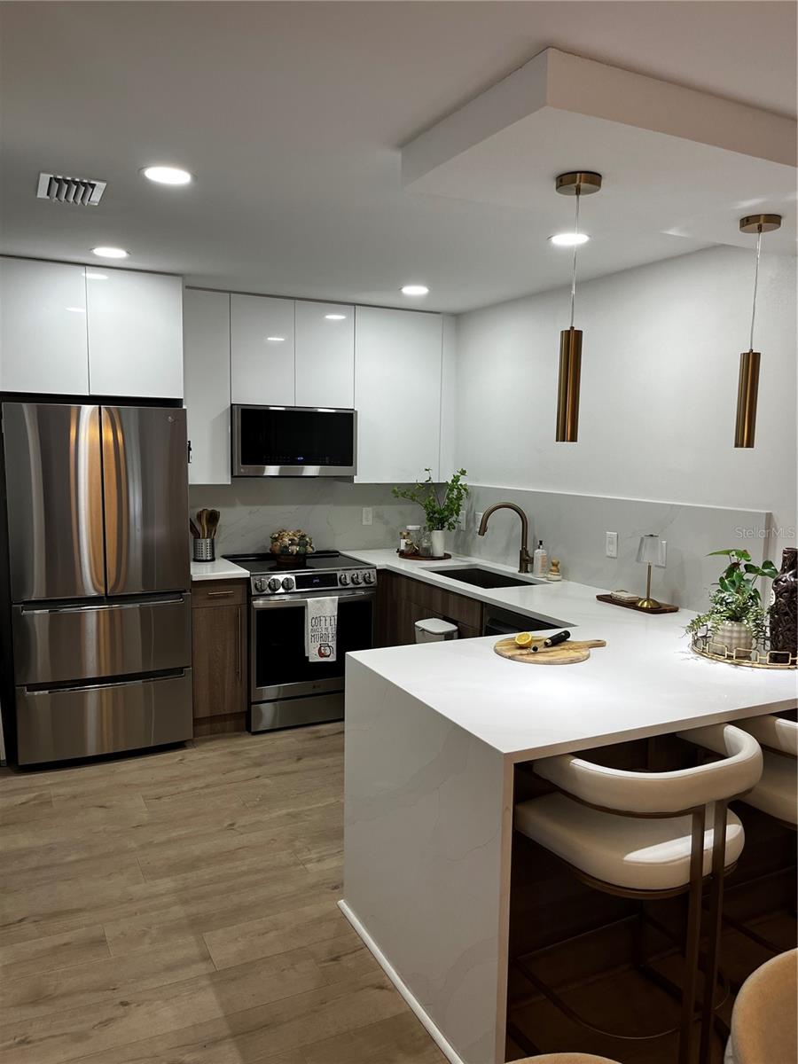 WINDTREE GARDENS CONDO PH 4 - Residential