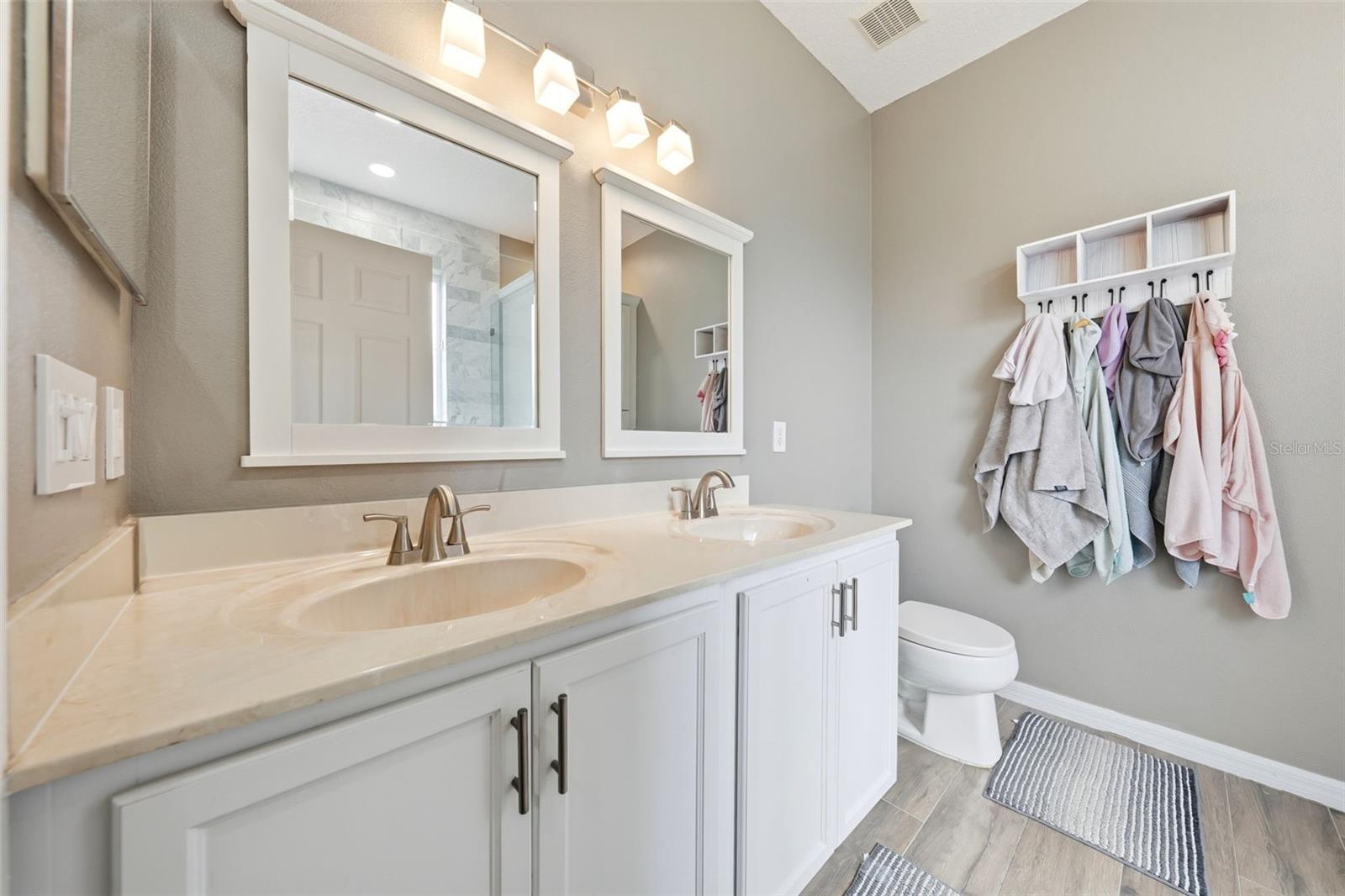 ARBOR RDG PH 01 B - Residential