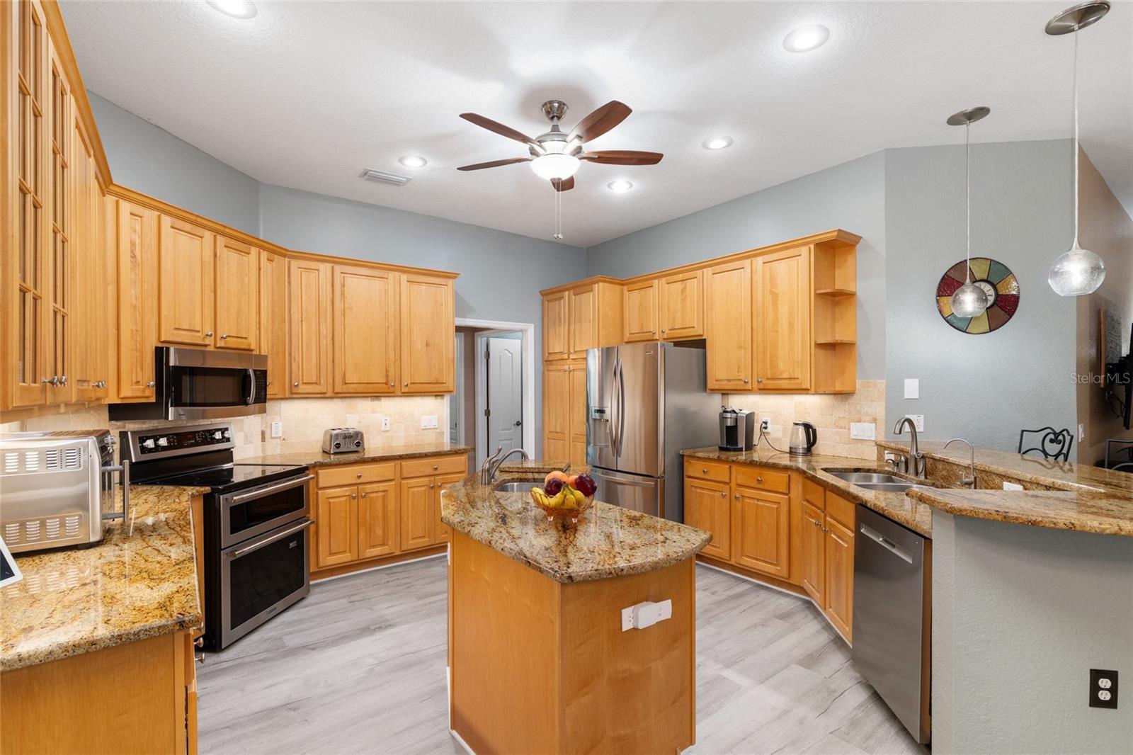 FAIRWAY ESTATES WEST OF RAINBOW SPRINGS - Residential