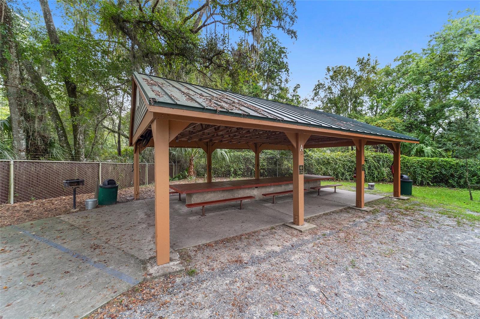 FAIRWAY ESTATES WEST OF RAINBOW SPRINGS - Residential