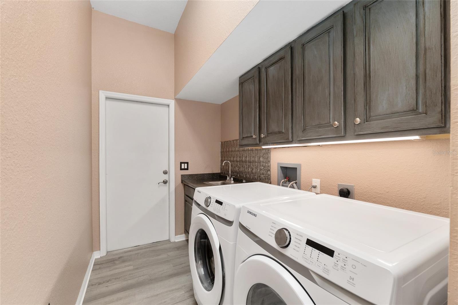 FAIRWAY ESTATES WEST OF RAINBOW SPRINGS - Residential