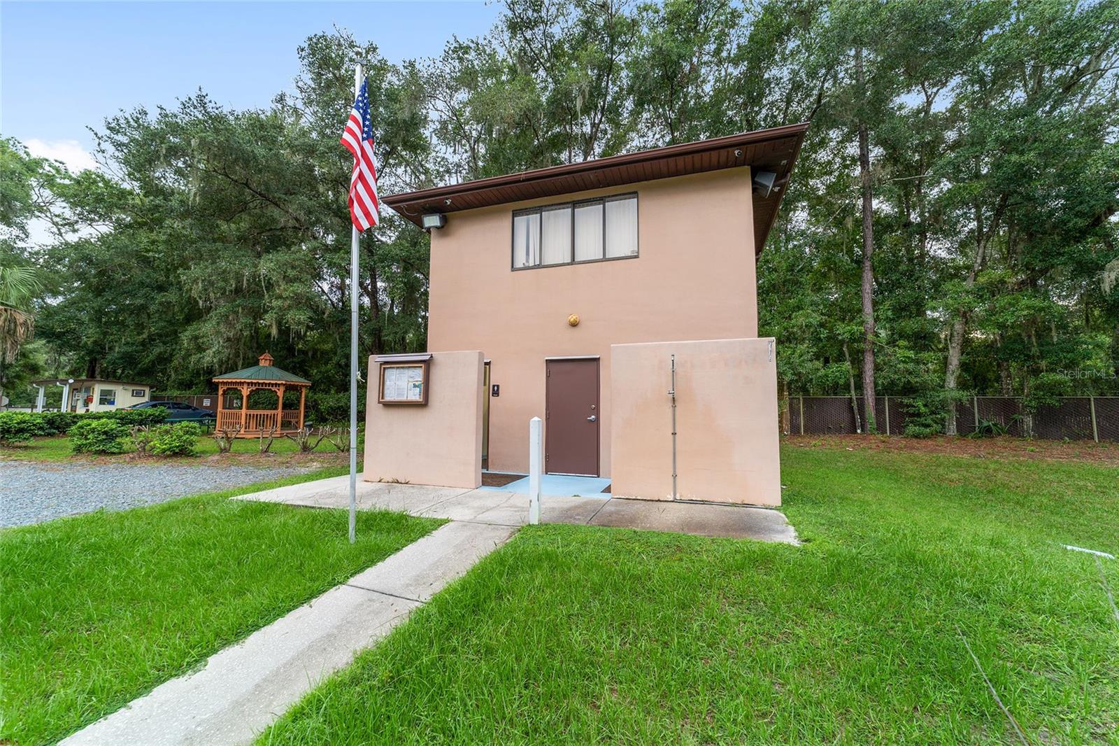 FAIRWAY ESTATES WEST OF RAINBOW SPRINGS - Residential