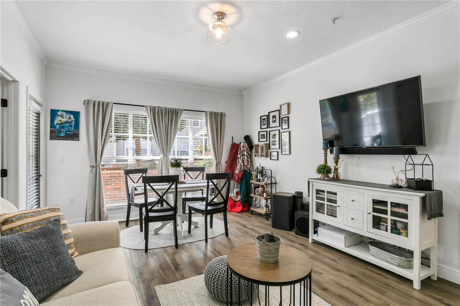 HYDE PARK WALK A CONDO - Residential Lease