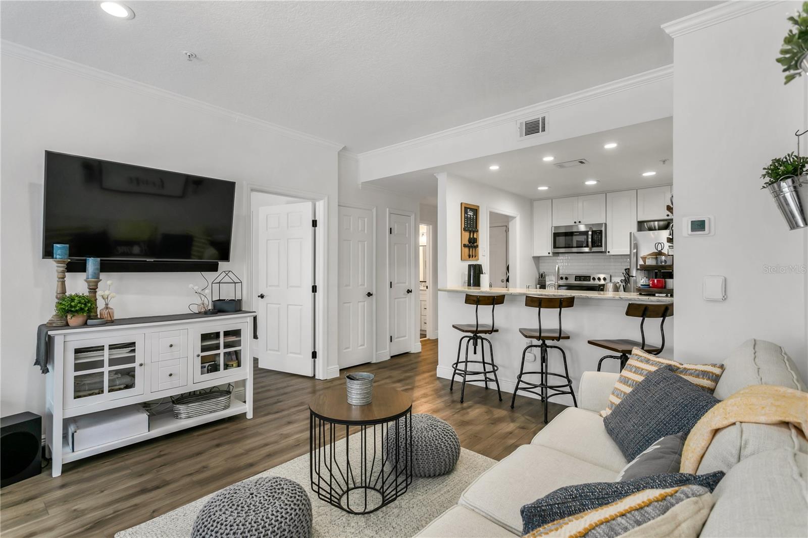 HYDE PARK WALK A CONDO - Residential Lease