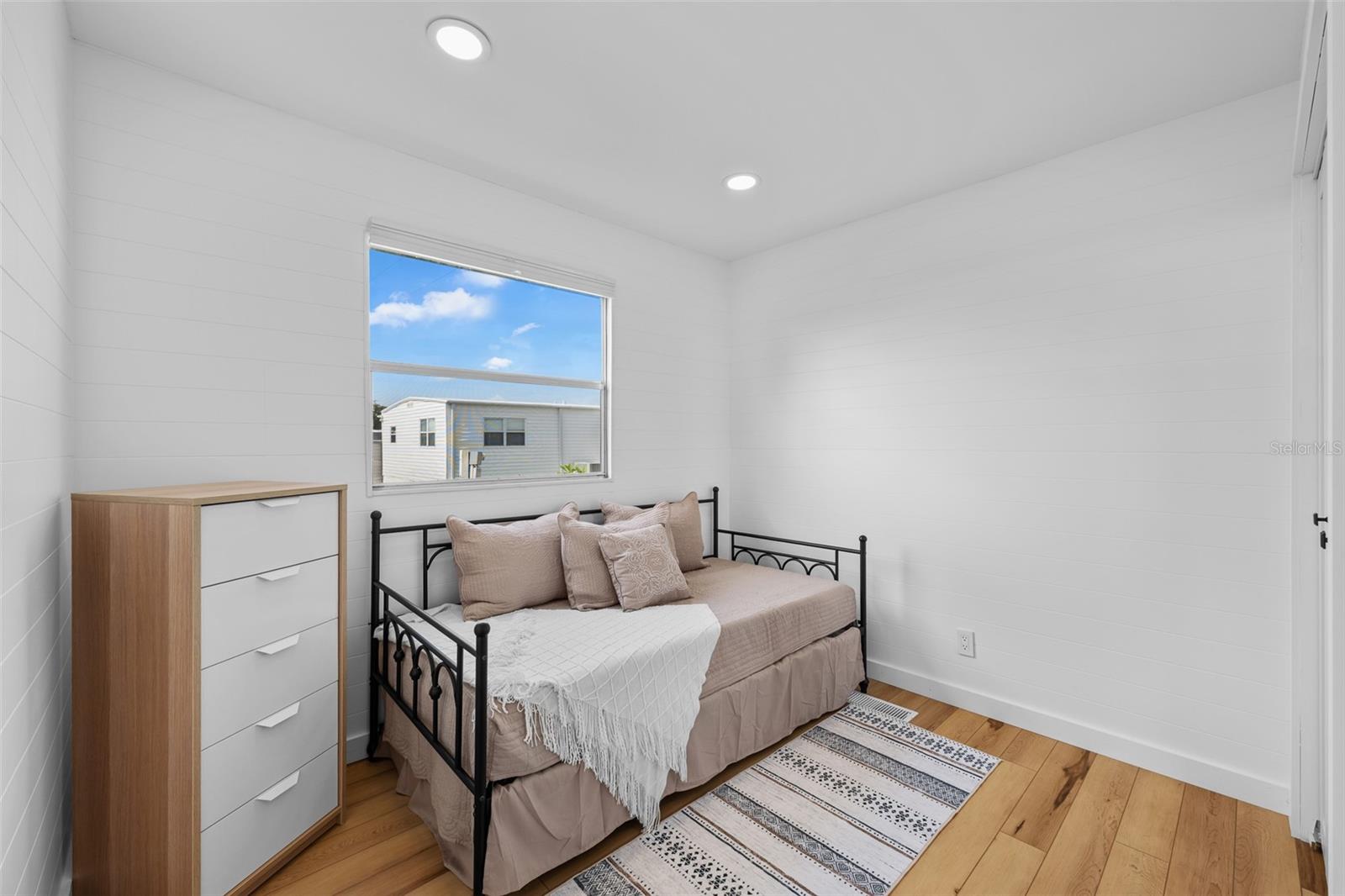 TIDEVUE ESTATES FIRST ADD - Residential