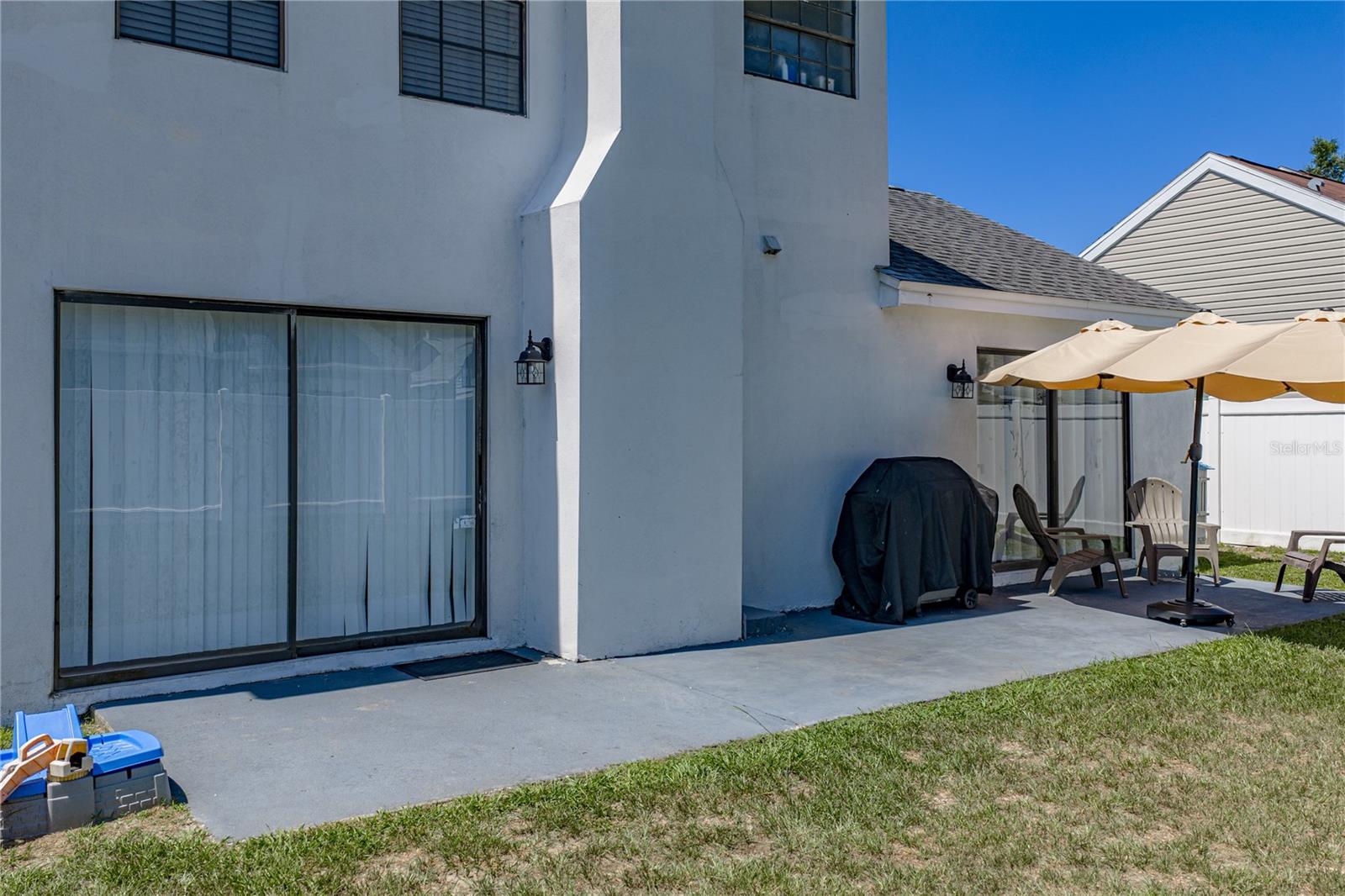 FOUR WINDS ESTATES - Residential