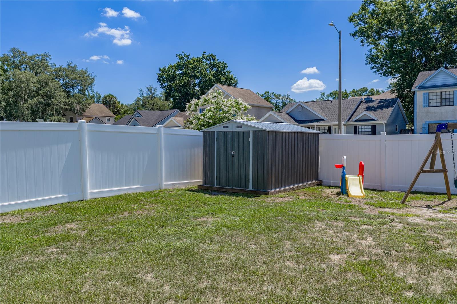 FOUR WINDS ESTATES - Residential
