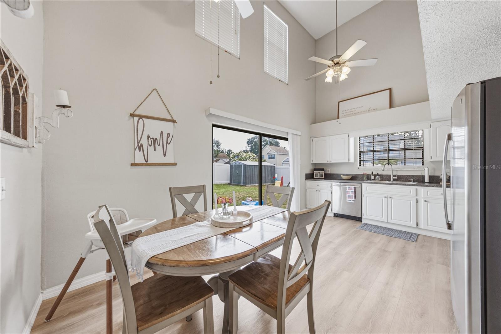 FOUR WINDS ESTATES - Residential