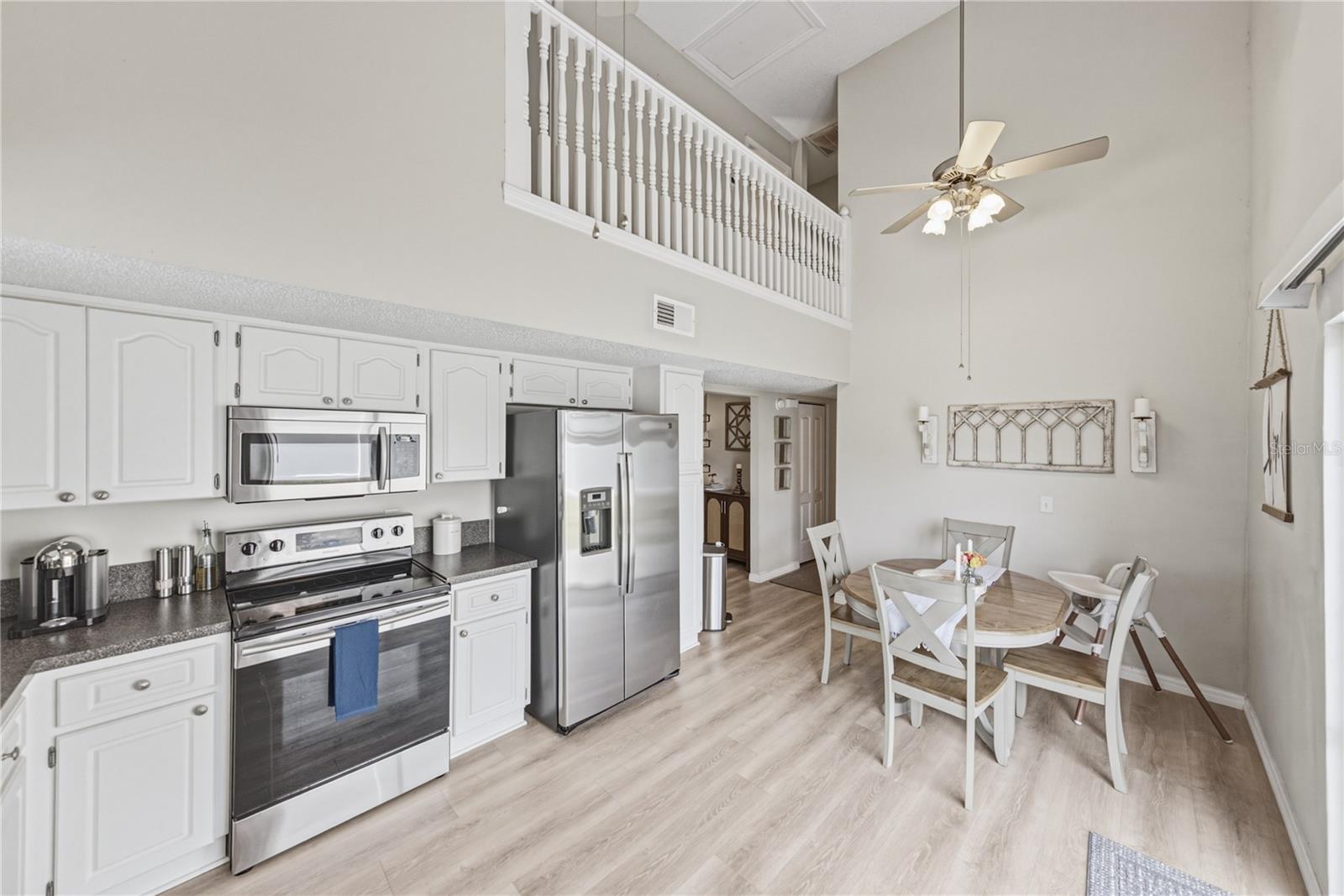 FOUR WINDS ESTATES - Residential