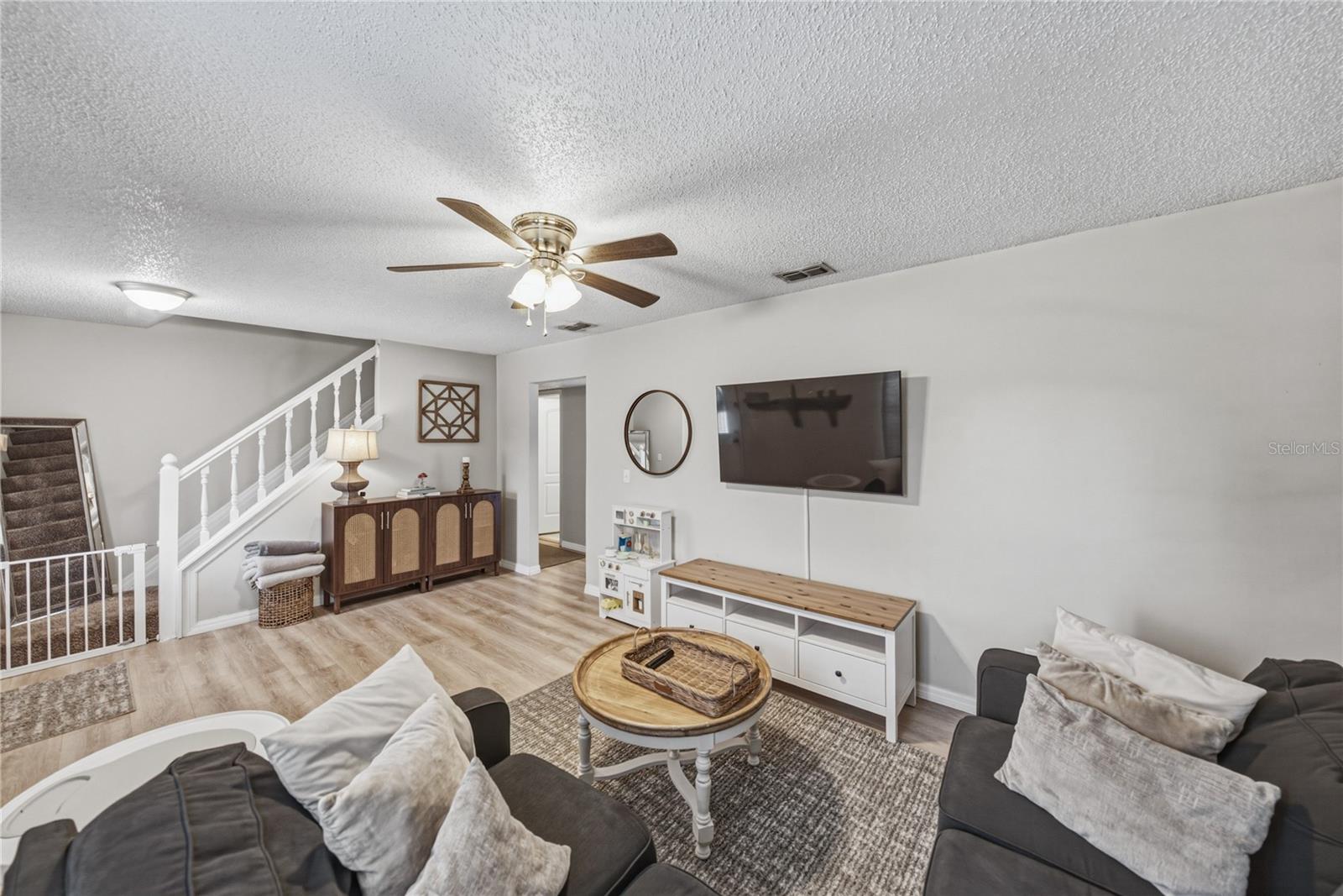 FOUR WINDS ESTATES - Residential