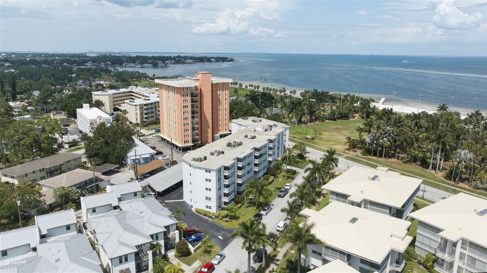 PARK SHORE CONDO - Residential