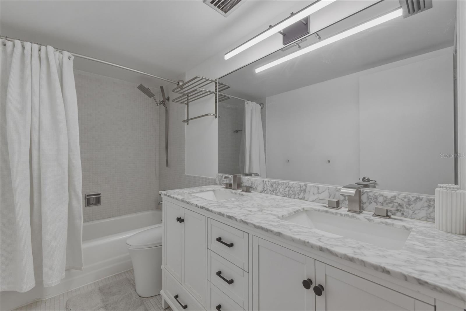 PARK SHORE CONDO - Residential