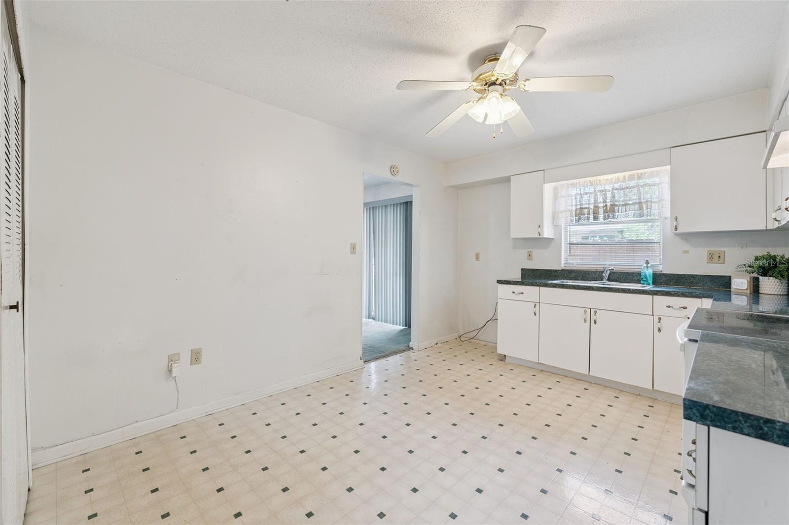 LAKE WALES LAND CO RESUB - Residential