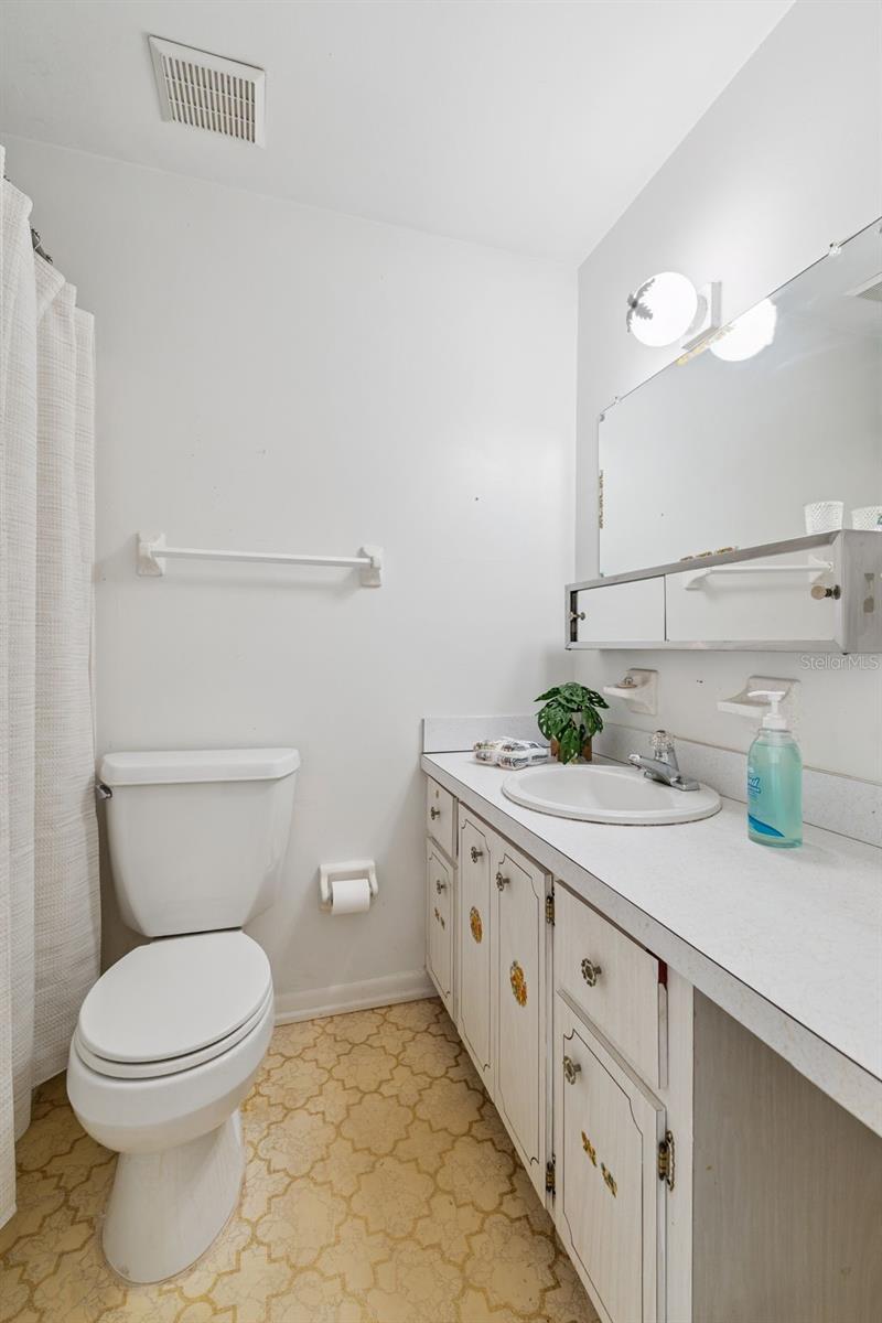 LAKE WALES LAND CO RESUB - Residential
