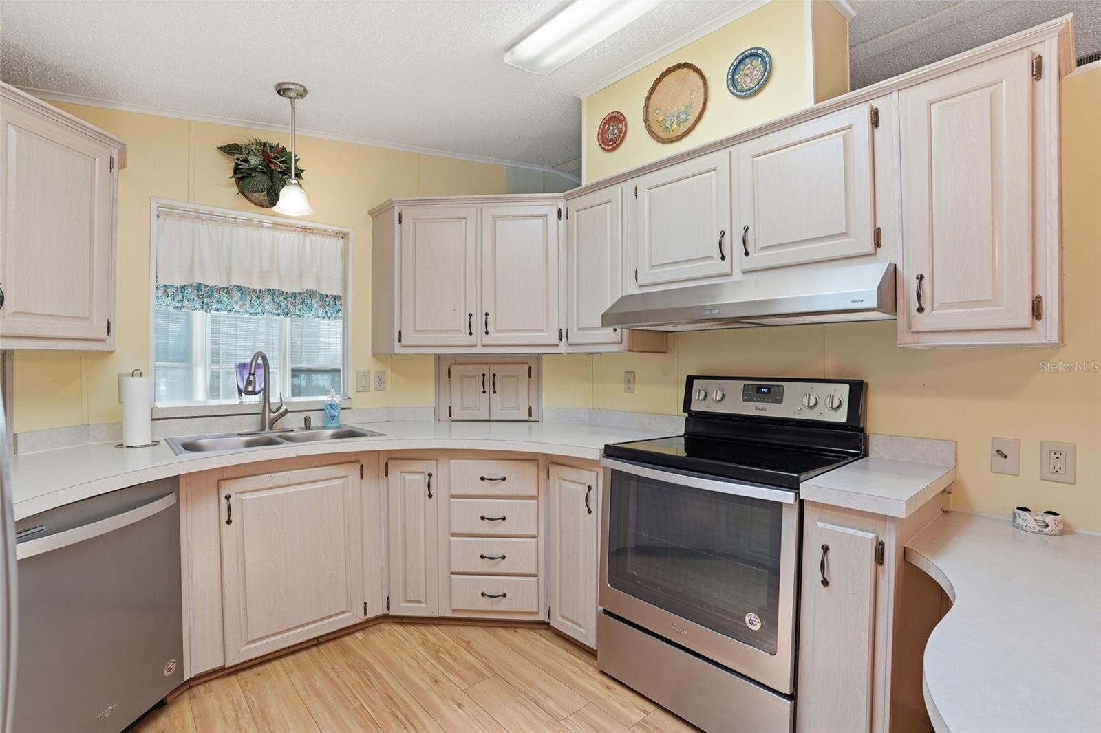 HARBOR ISLES PH 5 - Residential