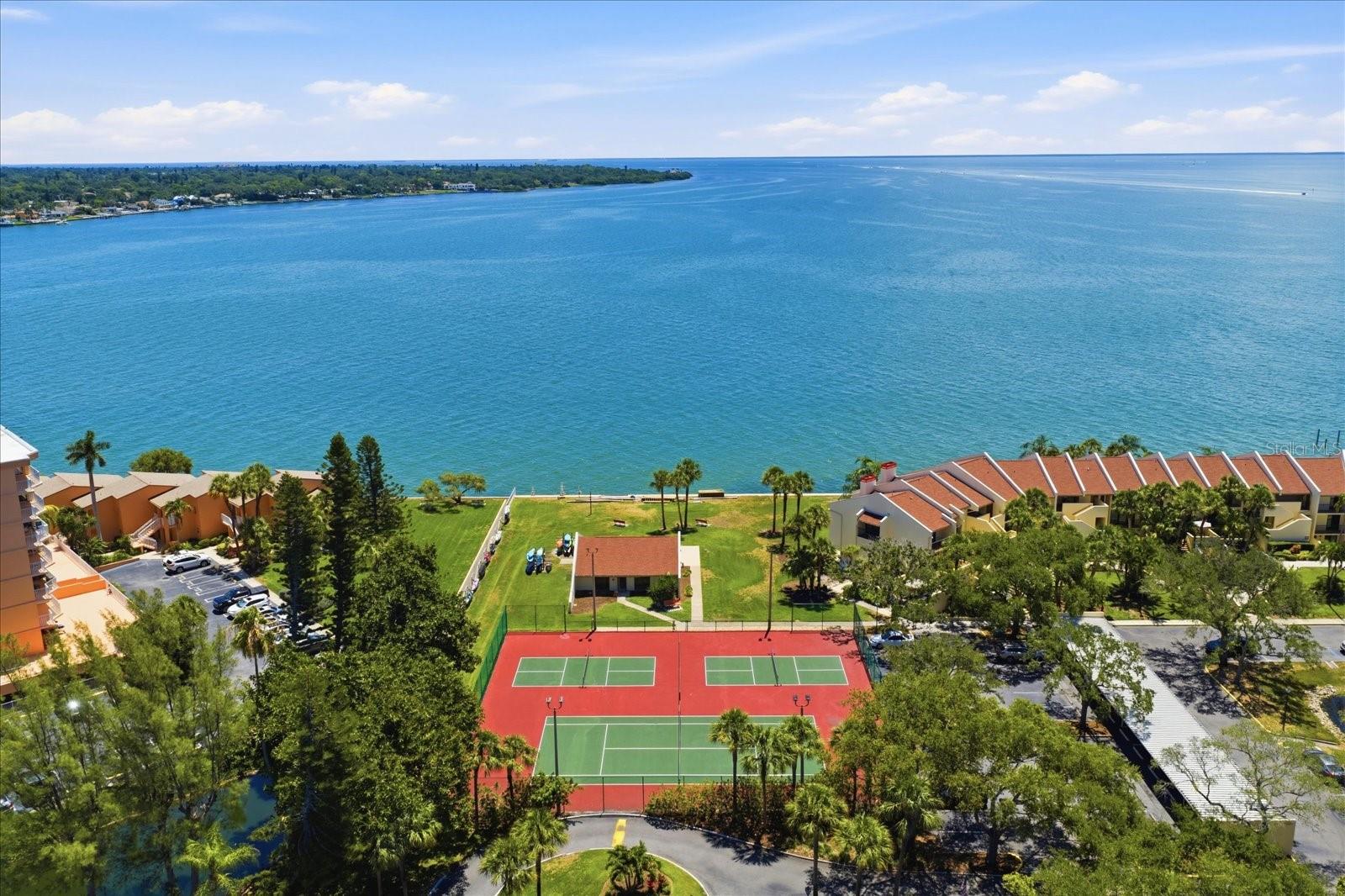 SEAPOINTE TERRACE CONDO - Residential