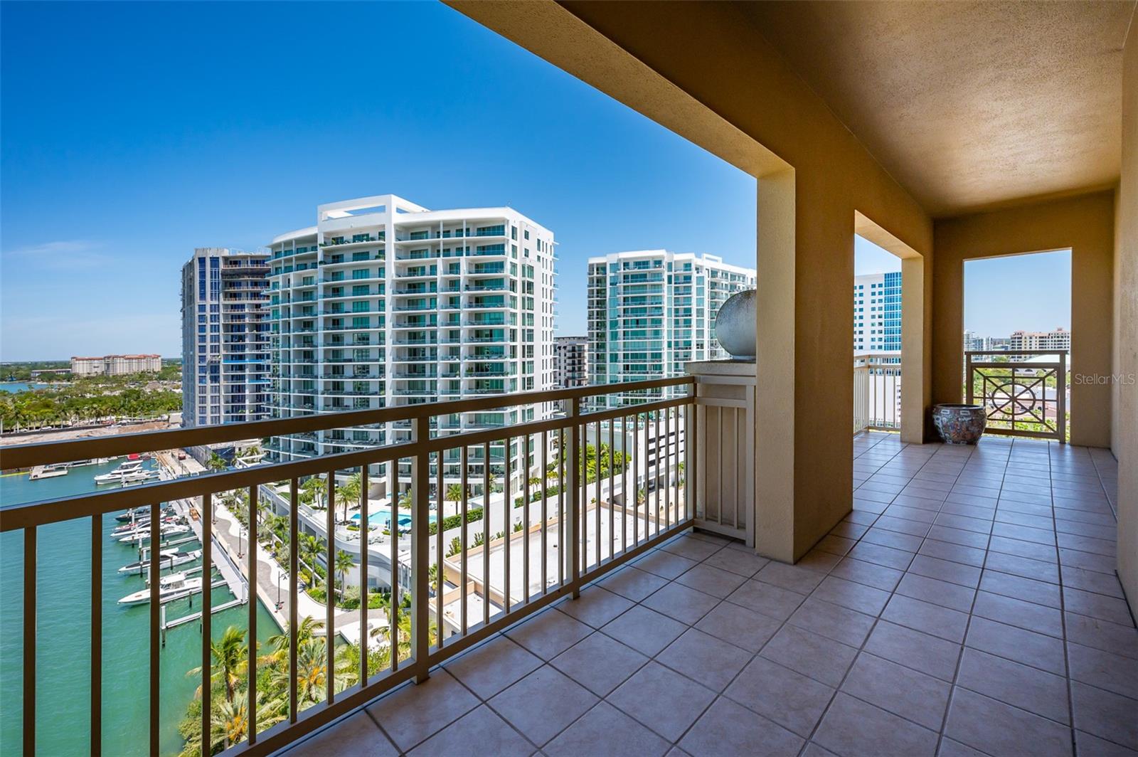 THE RESIDENCES - Residential