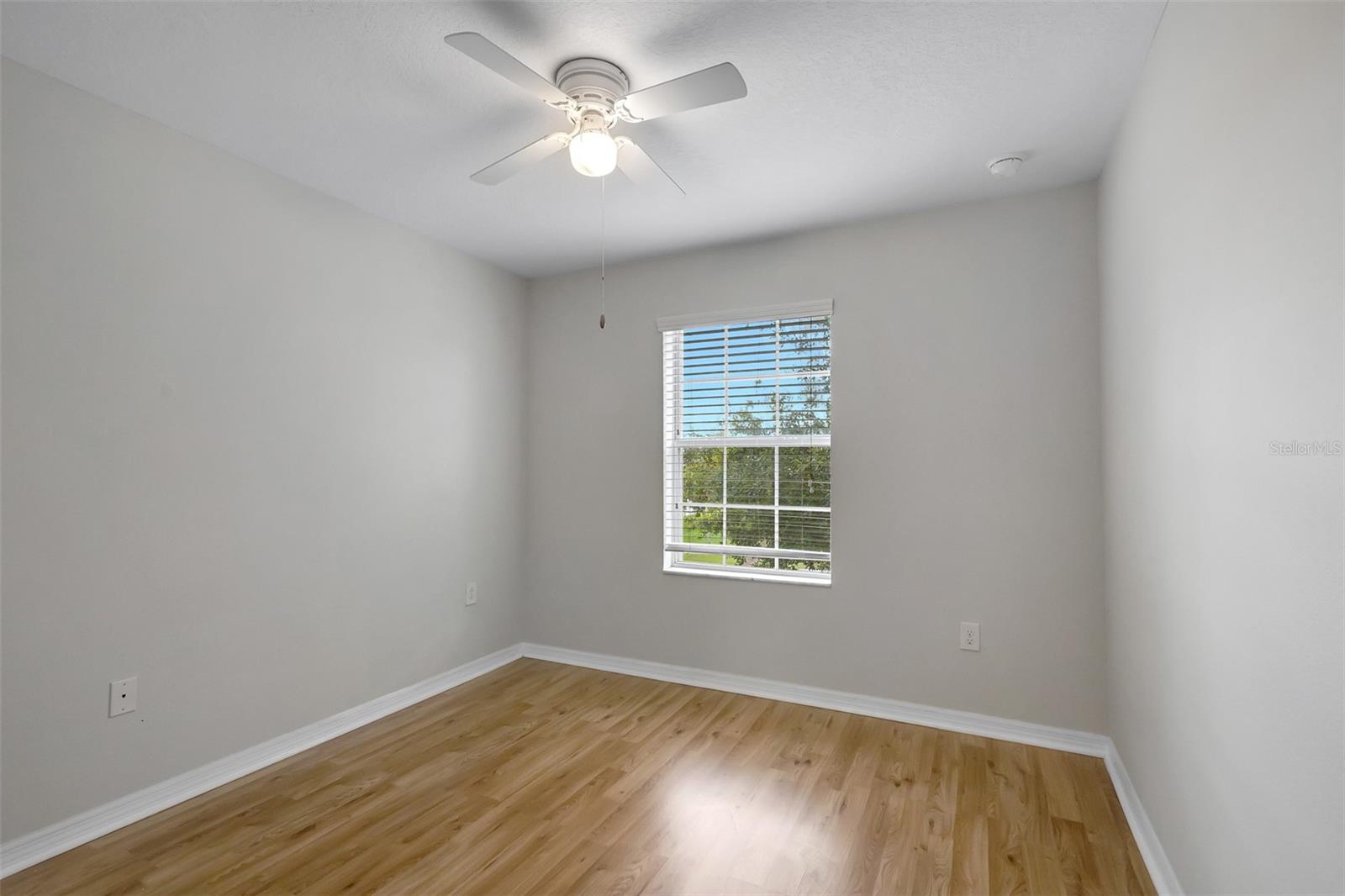 SAVANNAH LNDGS - Residential