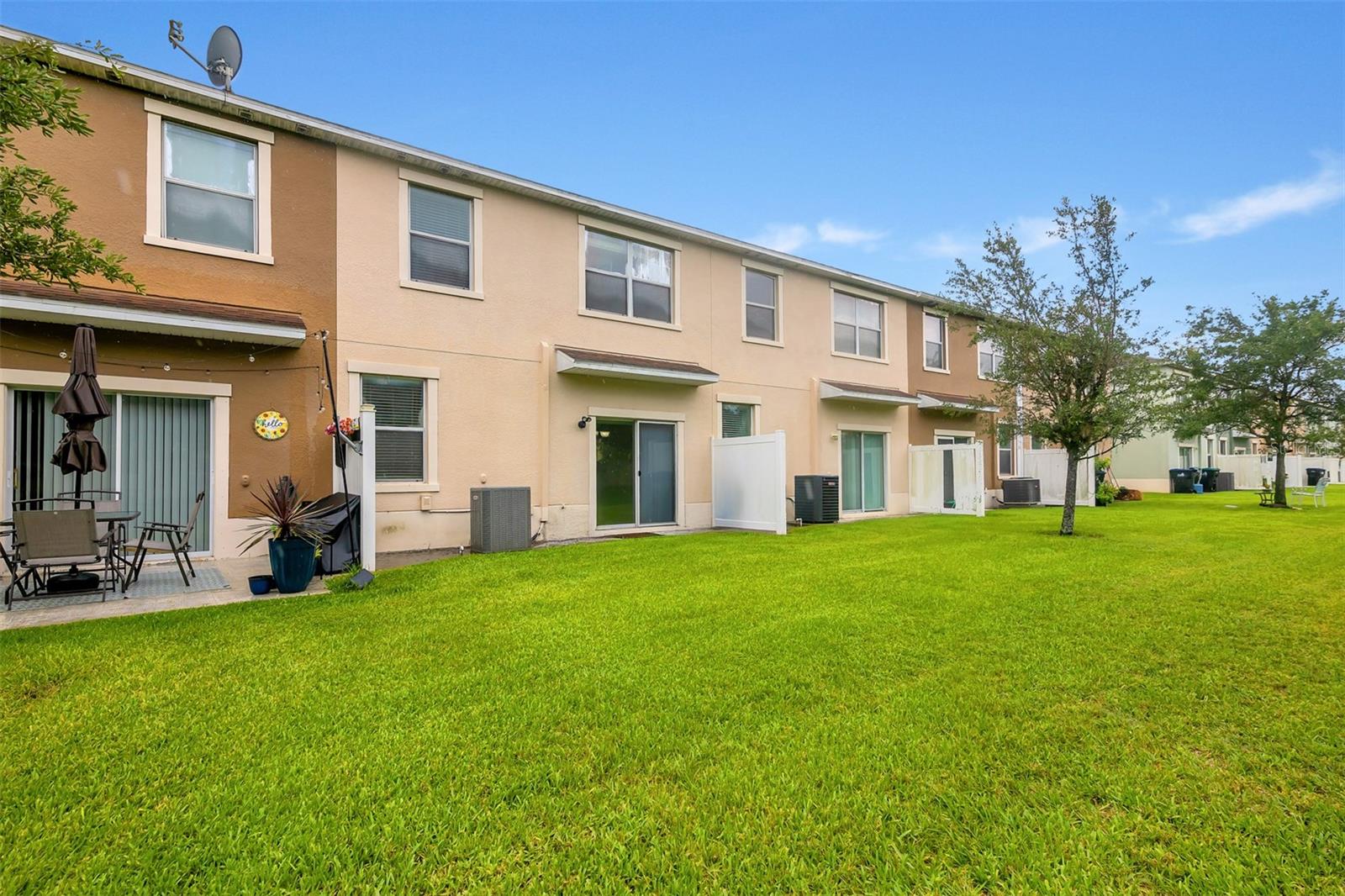 SAVANNAH LNDGS - Residential