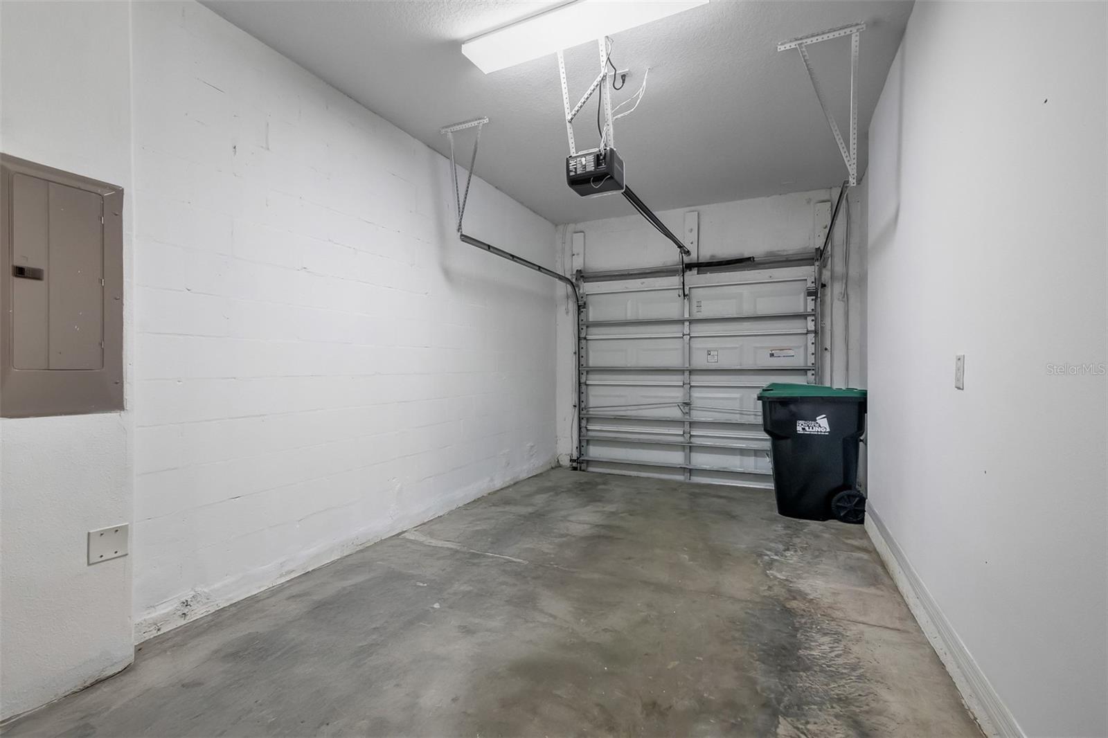 SAVANNAH LNDGS - Residential