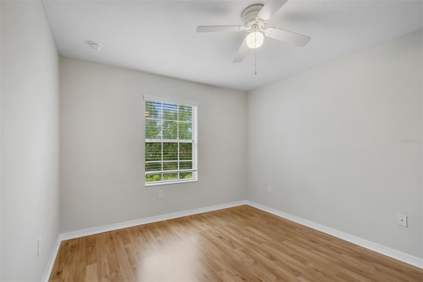 SAVANNAH LNDGS - Residential