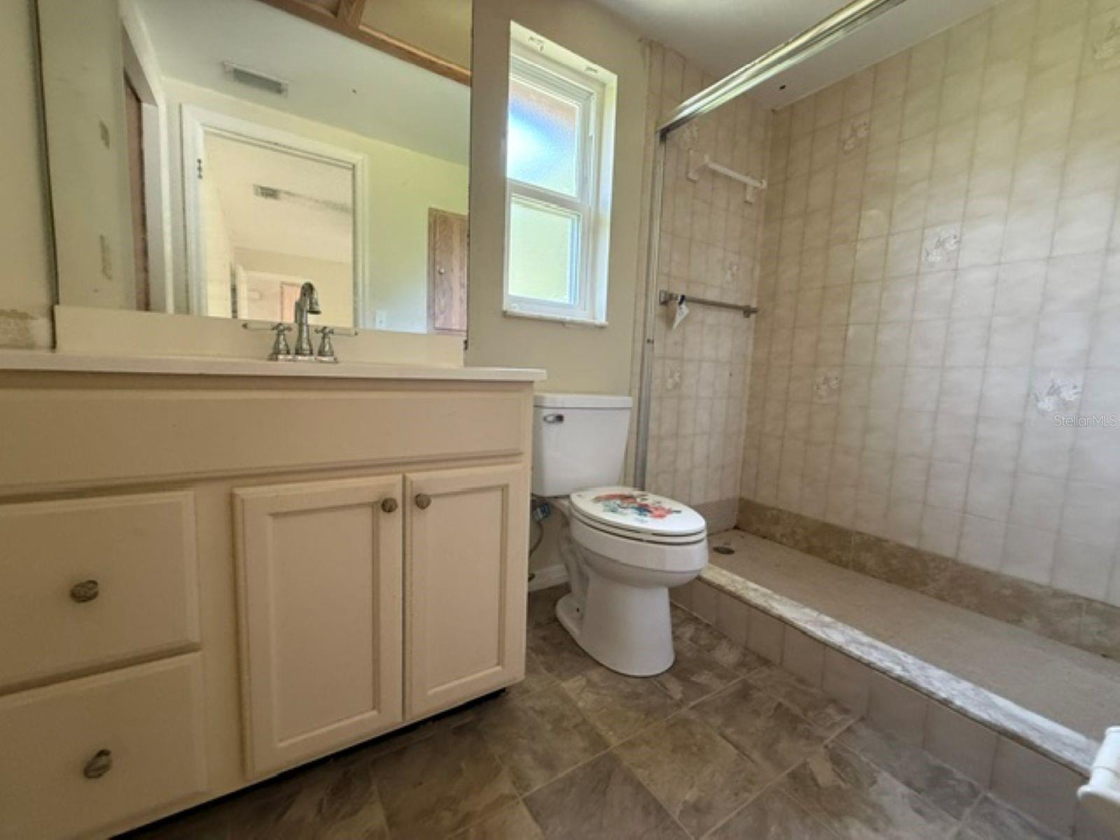 ROLLING RANCH ESTATE - Residential