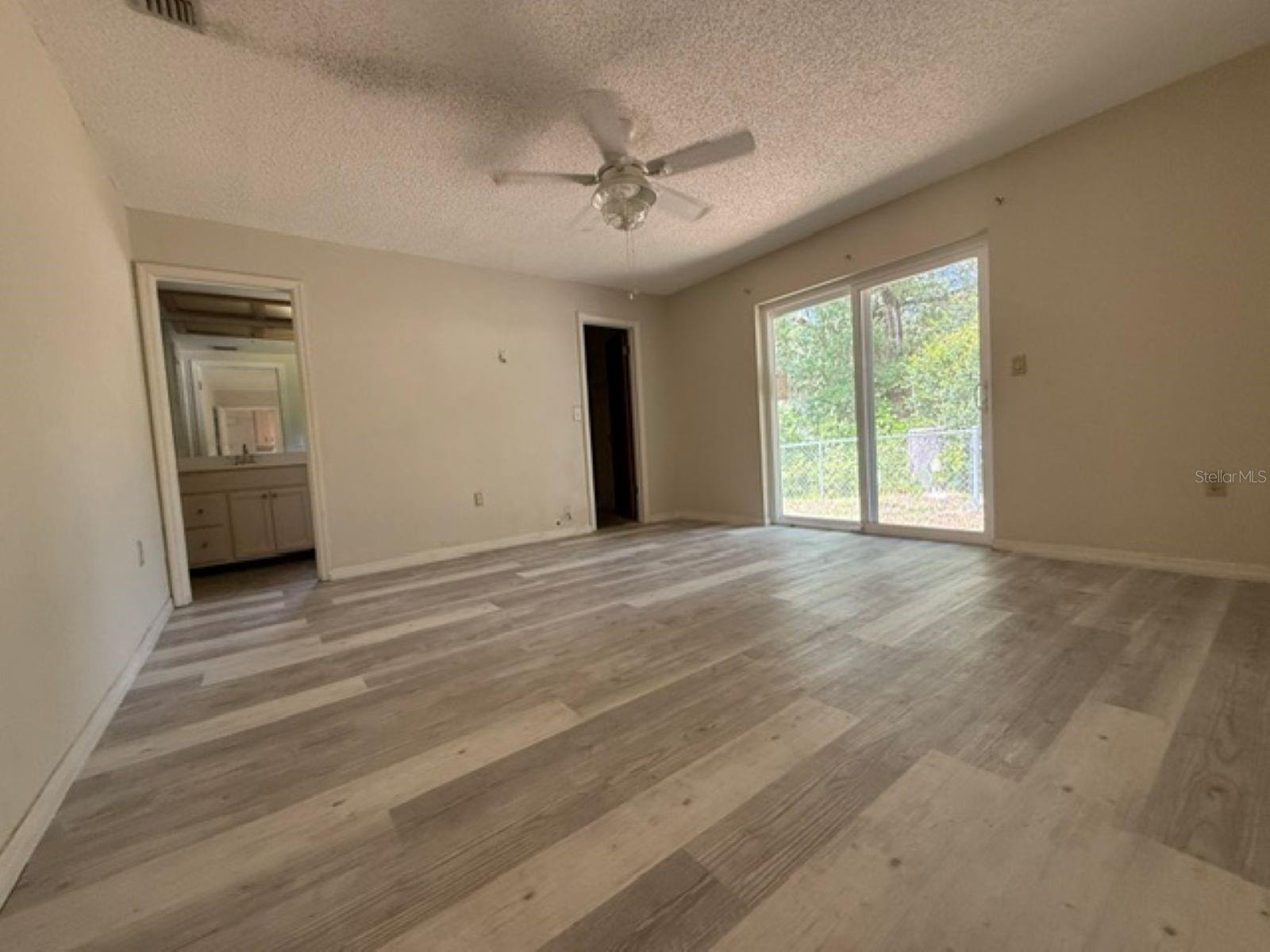 ROLLING RANCH ESTATE - Residential