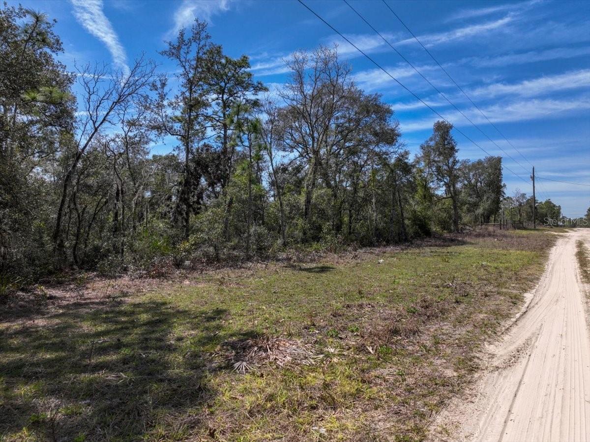 OAK RIDGE ESTATES - Land
