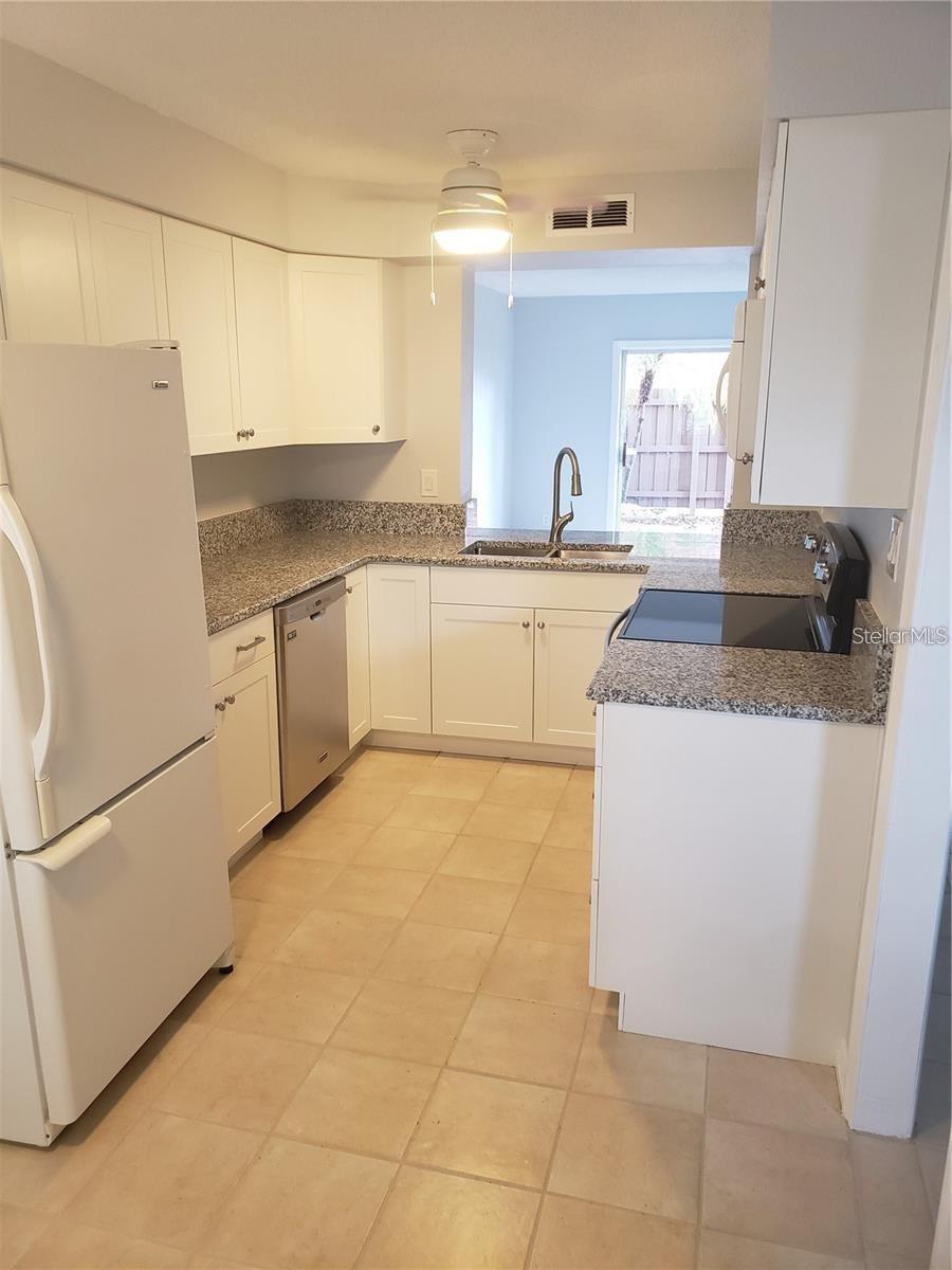 LAKE HOWELL ARMS CONDO - Residential