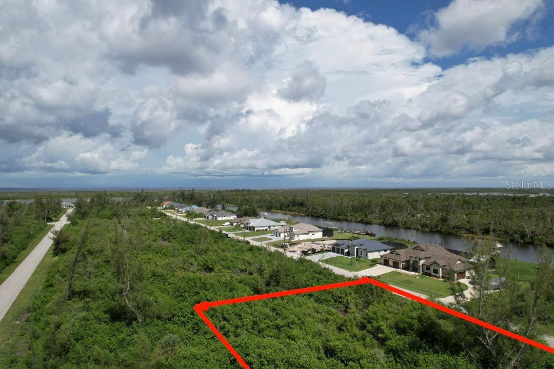 PORT CHARLOTTE SEC 94 01 STREP - Land