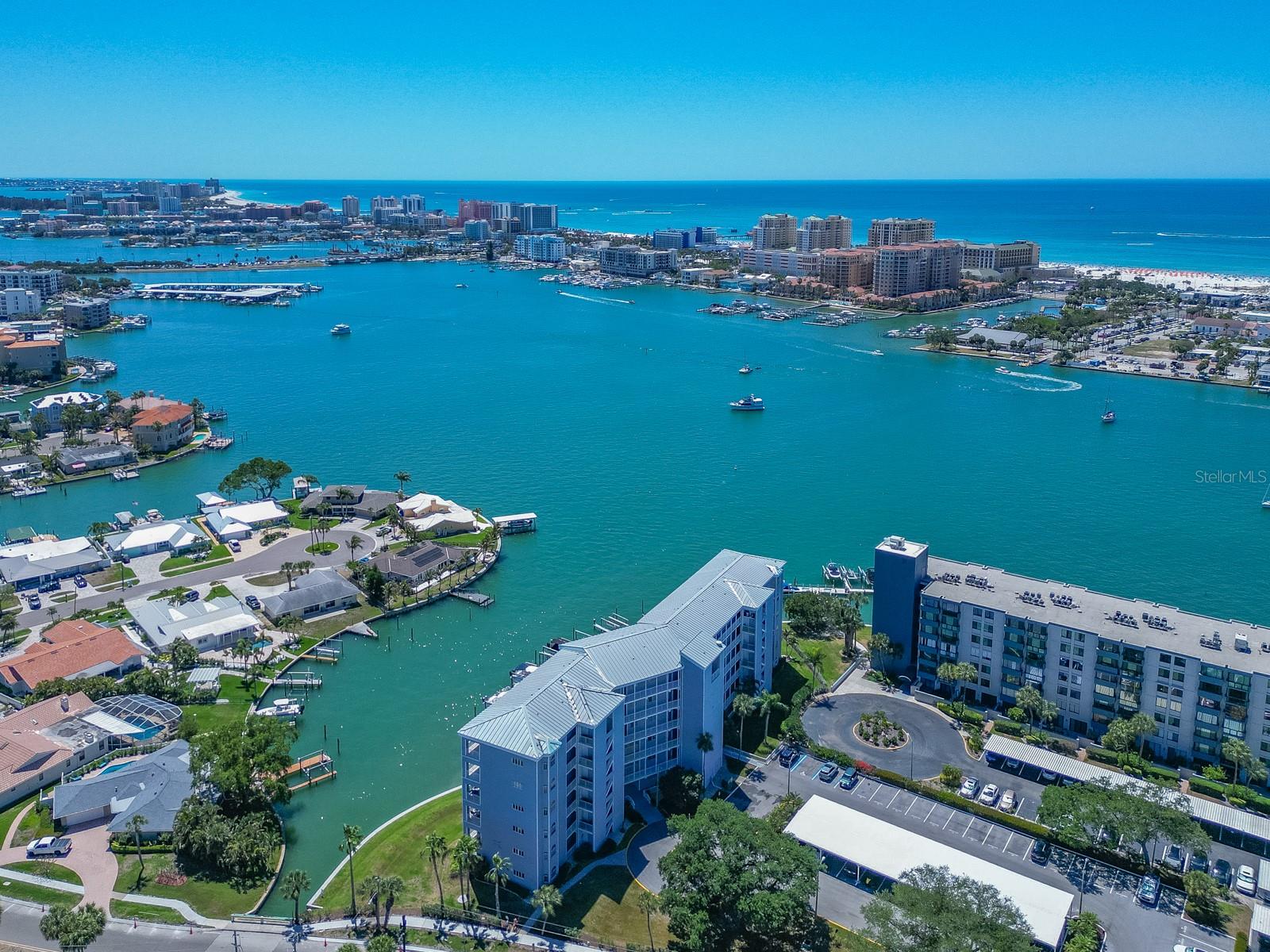610 ISLAND WAY CONDO - Residential