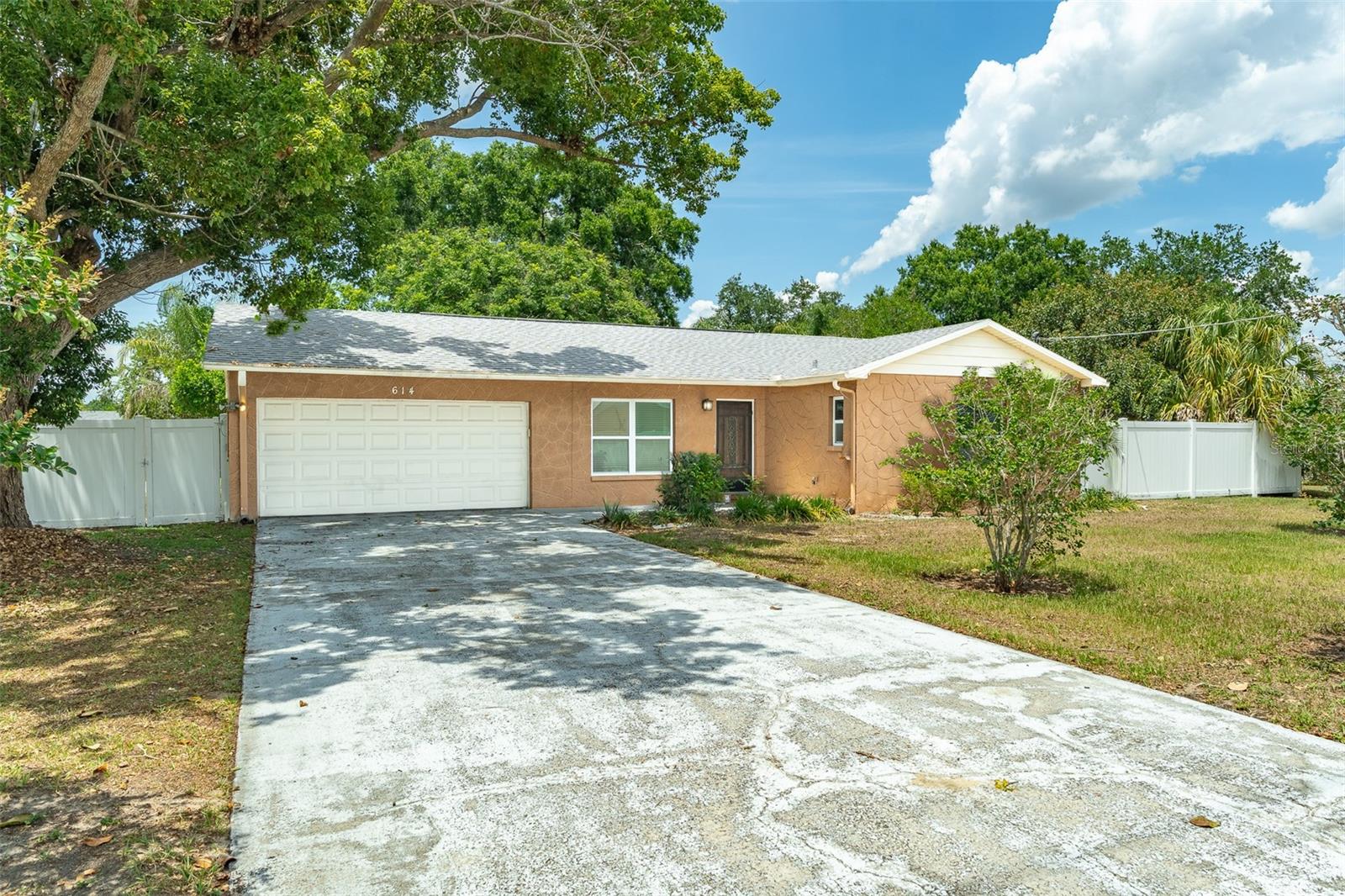 Well-maintained 3-bedroom, 2-bath home located in the desirable Seffner area. This inviting residence features a bright and open floor plan with abundant natural light throughout, creating a warm and welcoming atmosphere. The spacious living and dining areas provide a comfortable flow for everyday living and entertaining. The kitchen features ample cabinet space and functionality, while the generously sized bedrooms provide comfort and flexibility. Enjoy a private backyard with plenty of space for relaxing, gatherings, or outdoor activities. Conveniently located near shopping, dining, parks, schools, and major roadways with easy access to Tampa and surrounding areas.