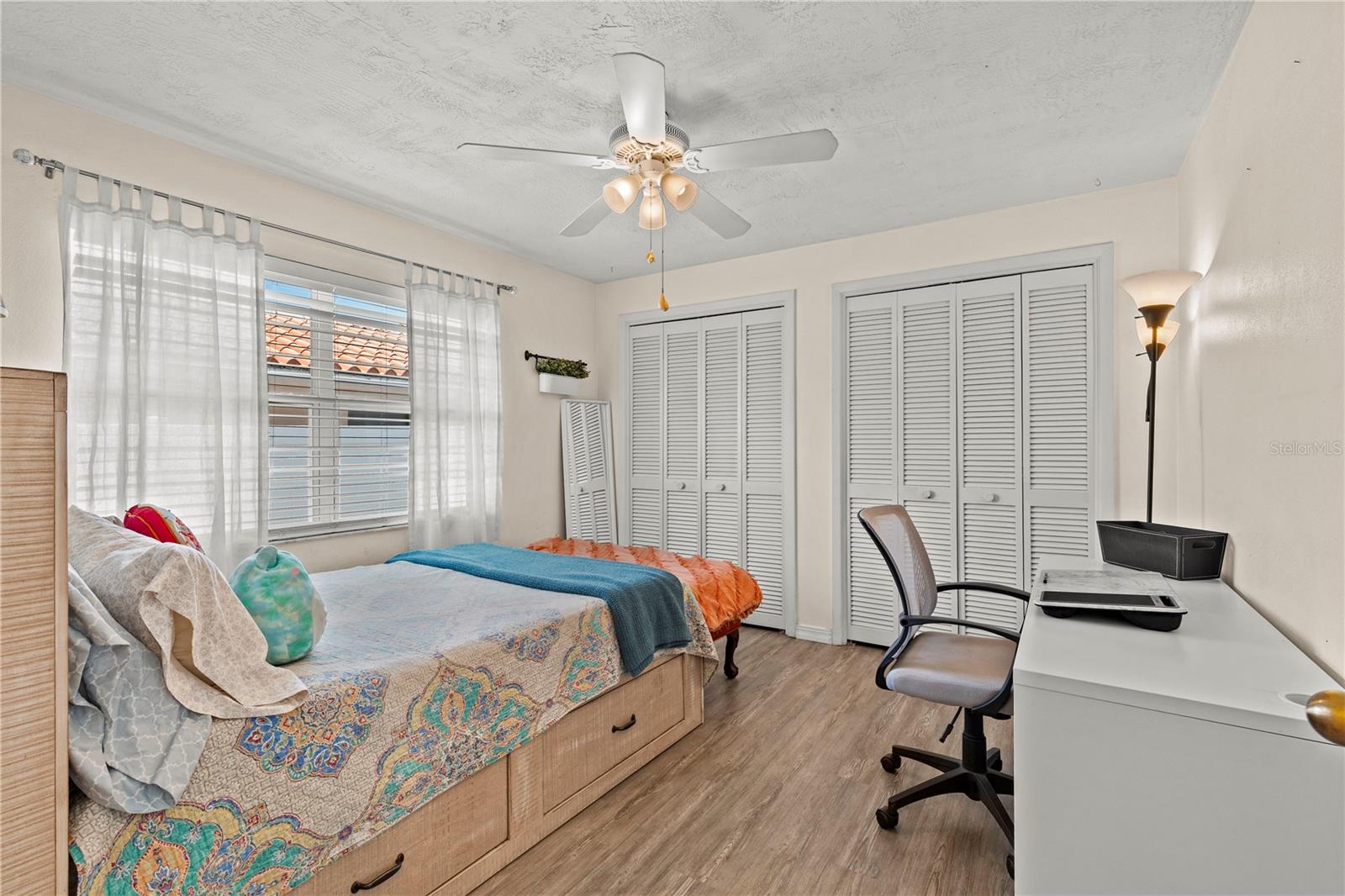 SPANISH ACRES - Residential