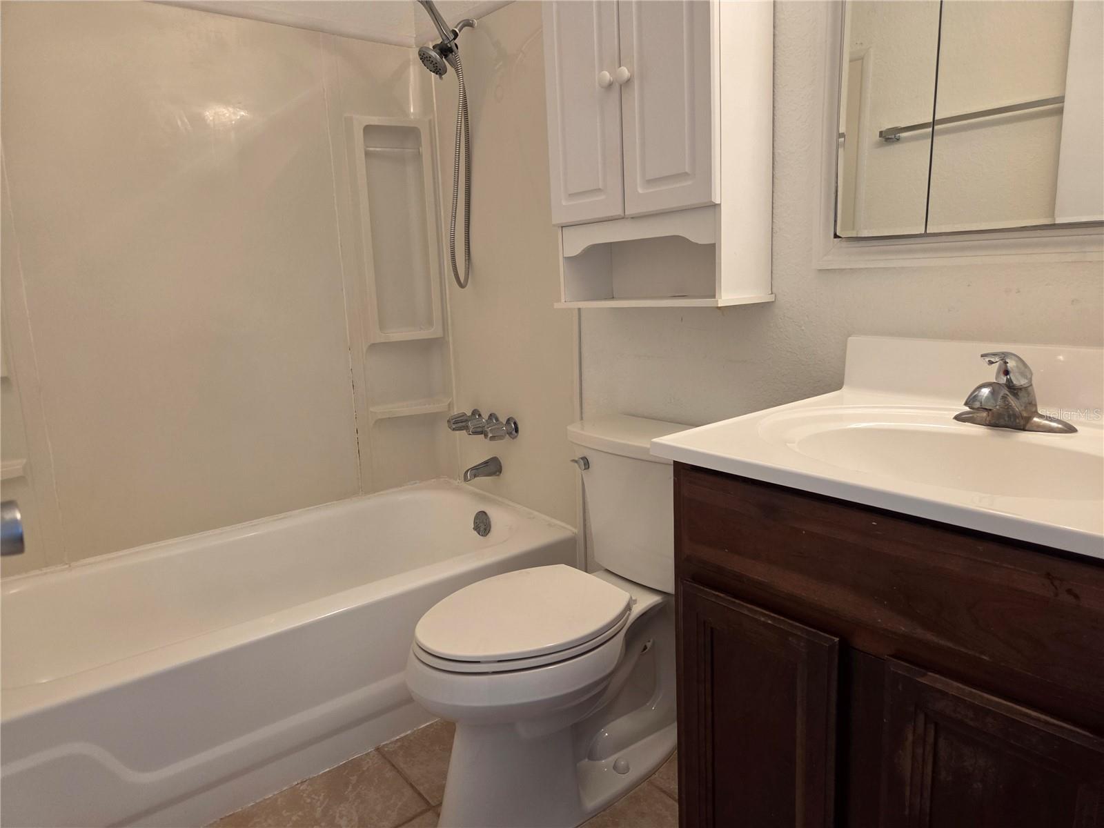 ON TOP OF THE WORLD - Residential