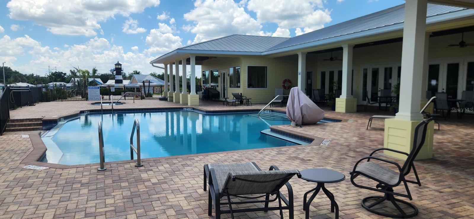 BAY LAKE RESIDENCE - Land
