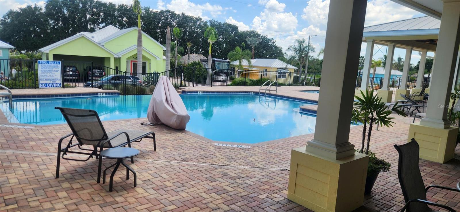 BAY LAKE RESIDENCE - Land