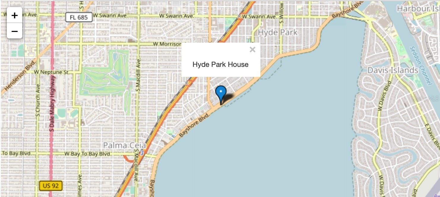 HYDE PARK HOUSE - Residential