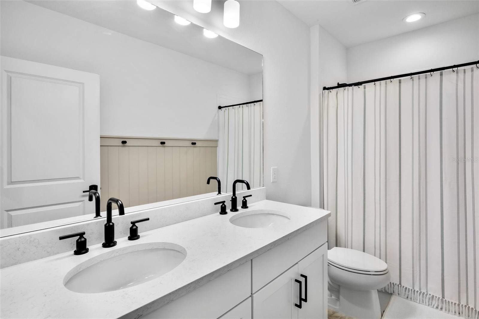 GRAND PARK PH 1 - Residential